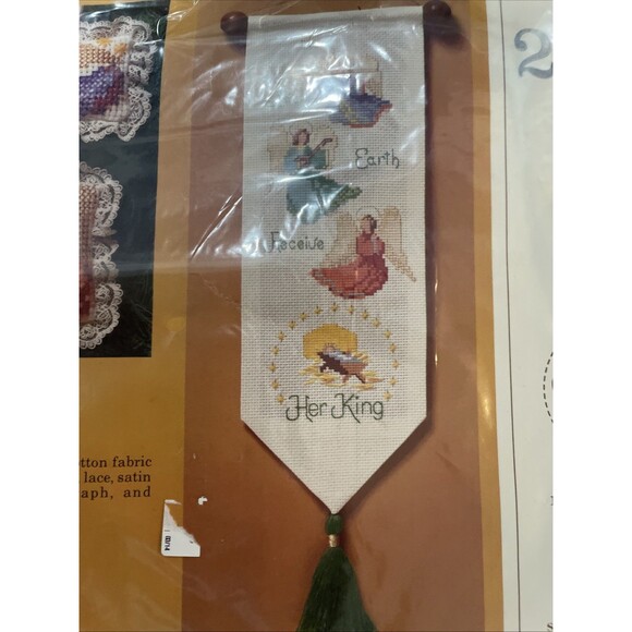 The Creative Circle 2424 Collection Counted Cross Stitch Kit 1984 Vintage Angels - Picture 3 of 11